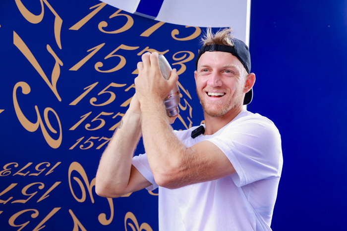 拉沃尔杯碾压年终总决赛,梅德韦杰夫带队取胜的简单介绍 拉沃尔杯碾压年终总决赛,梅德韦杰夫带队取胜的简单介绍