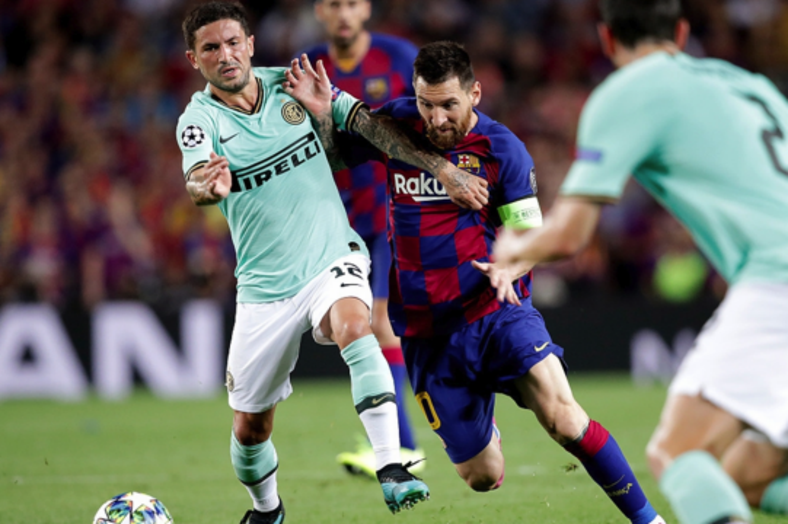 摩洛哥完胜国际米兰，苏亚雷斯扛起全队