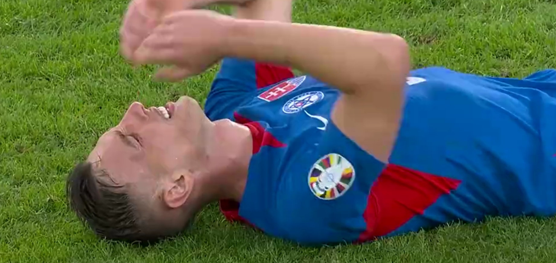 英格兰翻盘西班牙，贝林厄姆扛起全队