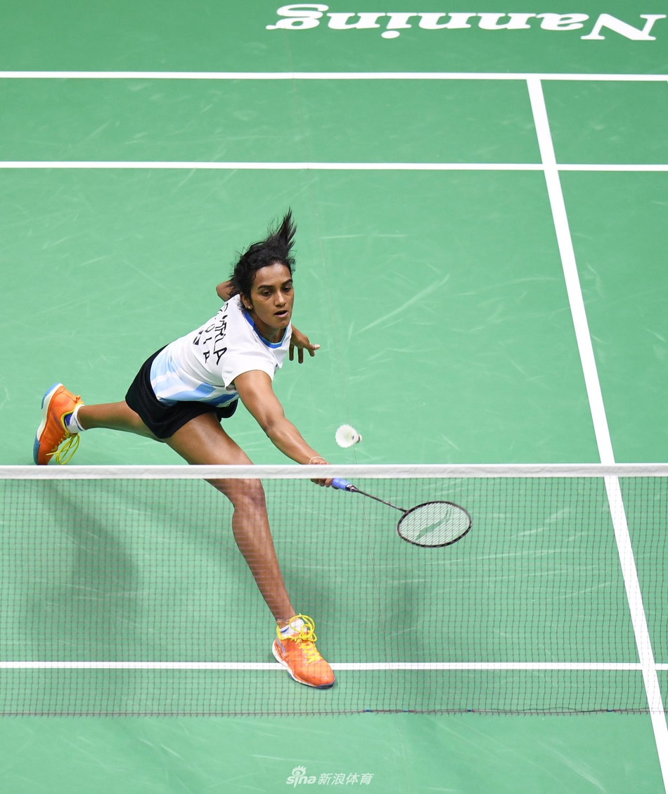 韩国队横扫马来西亚队，辛杜高光表现